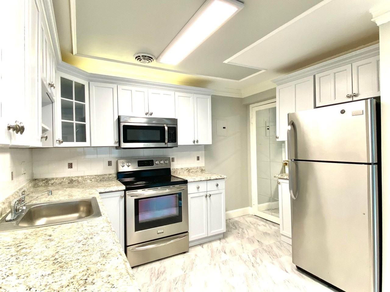 62B Carey Ave - Photo 7 of 12