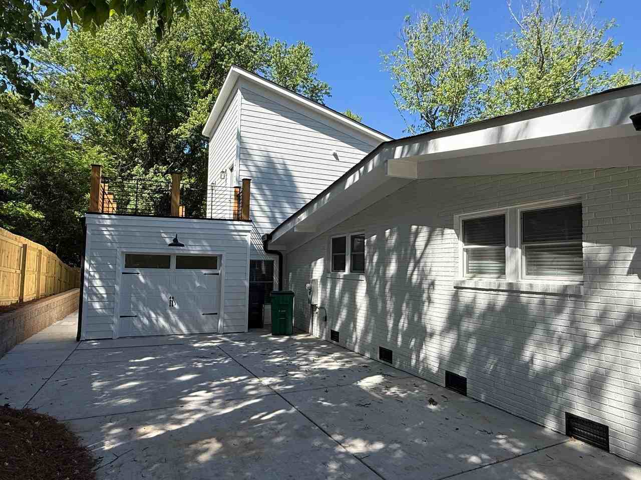 1139 Clanton Rd - Photo 2 of 31