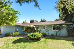 806 Linden Ln - Photo 1 of 1