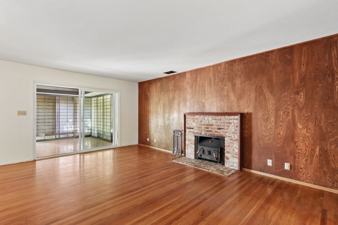 806 Linden Ln - Photo 6 of 44