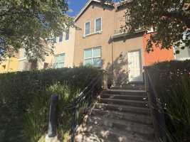 featured image of 45 Esfahan Dr