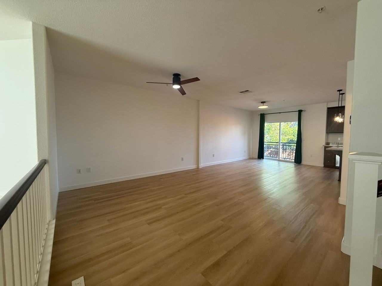 45 Esfahan Dr - Photo 4 of 16