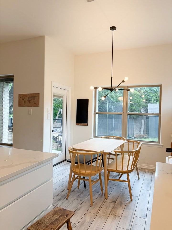 525 Holstein Dr - Photo 3 of 23