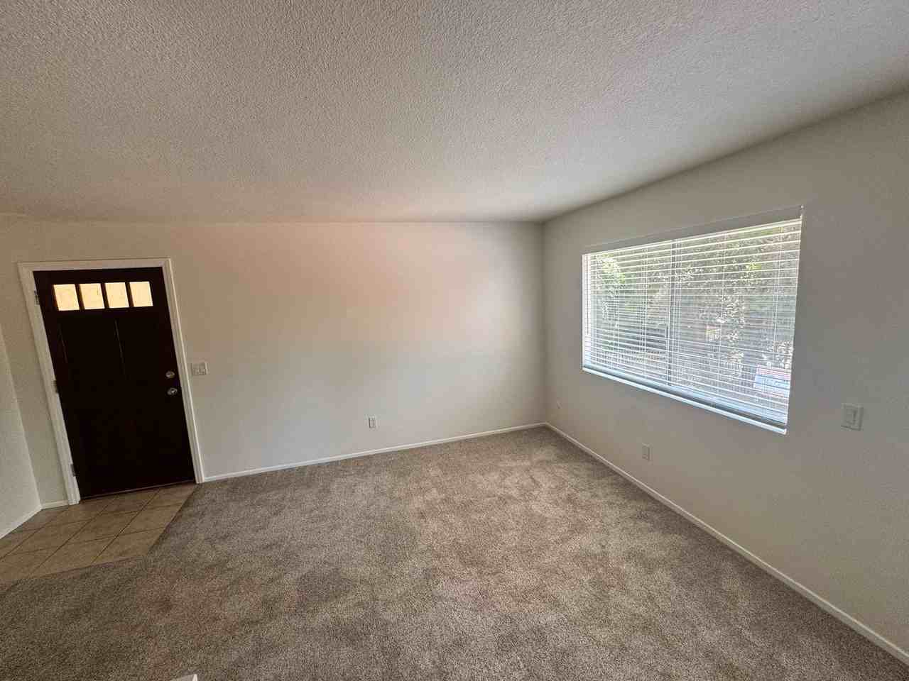 2616 Alpine Blvd #24 - Photo 4 of 13