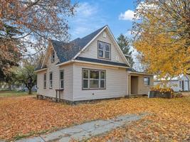 featured image of 350 W Cottonwood Ave