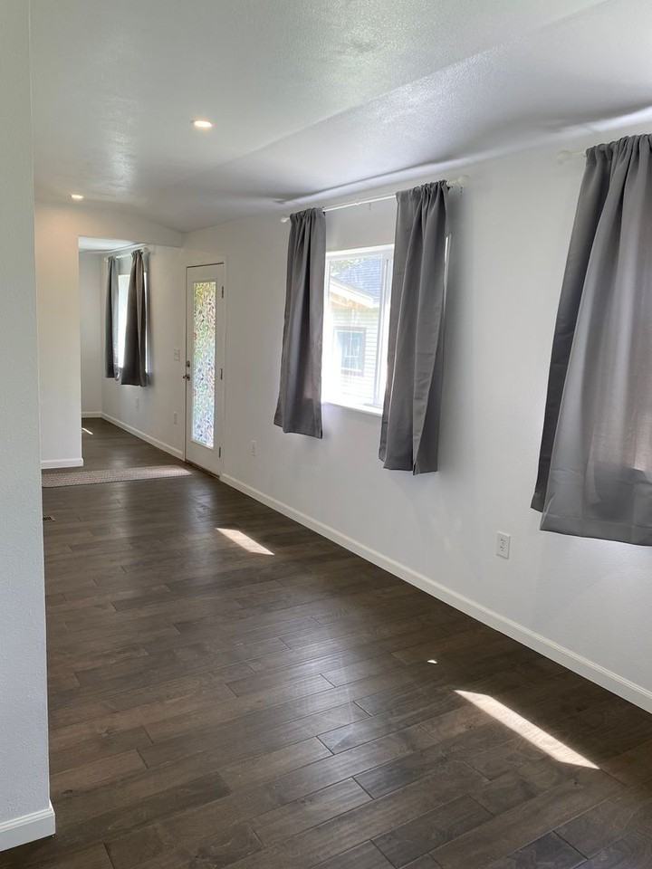350 W Cottonwood Ave - Photo 6 of 16