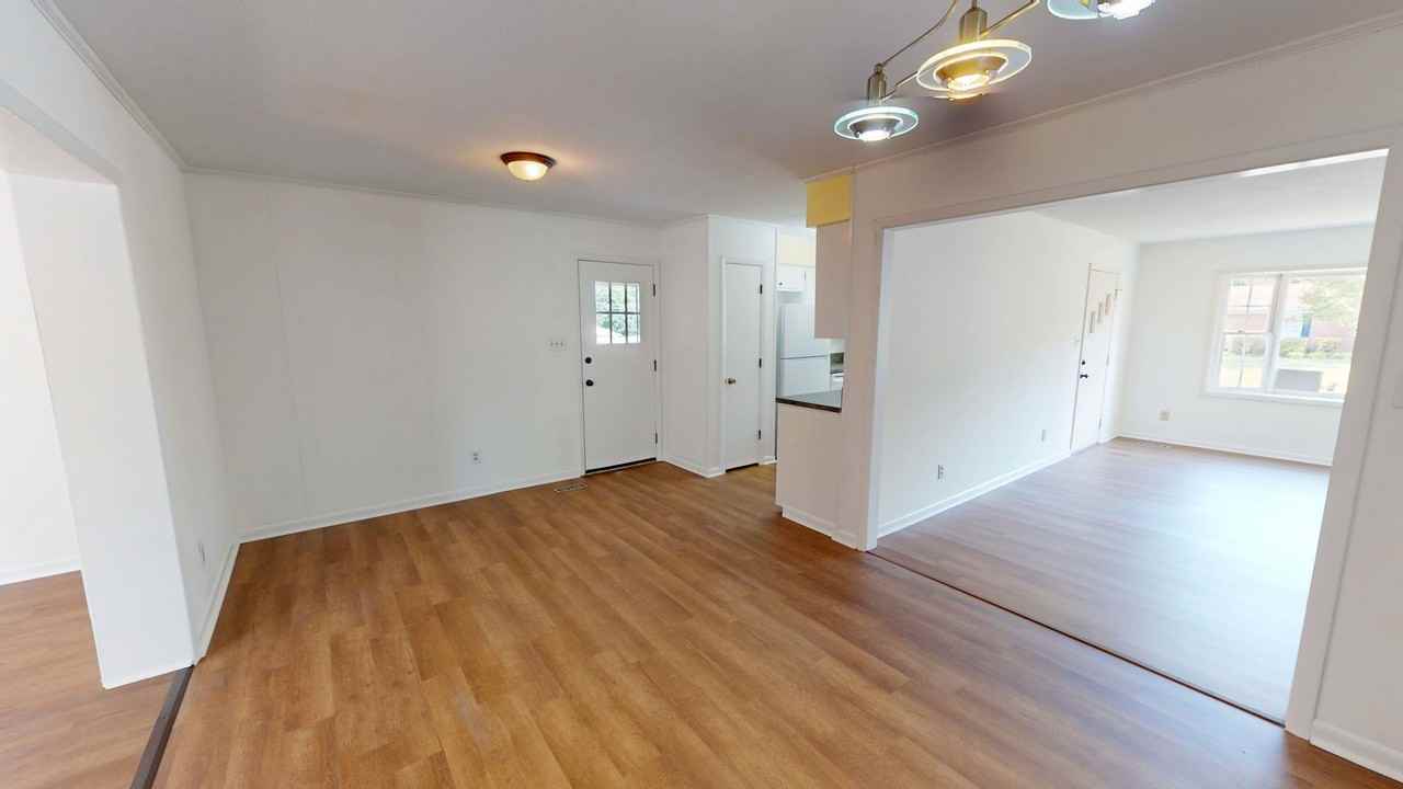 2808 Player Ave - Photo 5 of 23