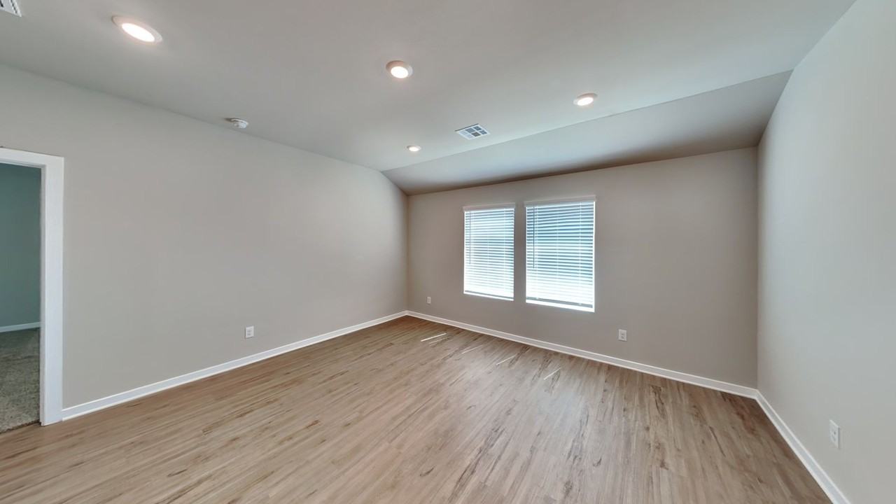 2933 Ember Dr - Photo 3 of 21