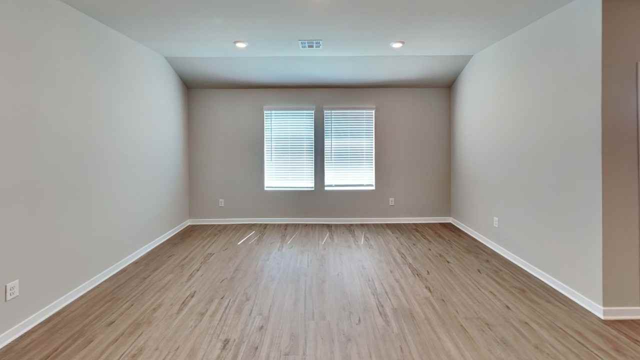 2933 Ember Dr - Photo 4 of 21