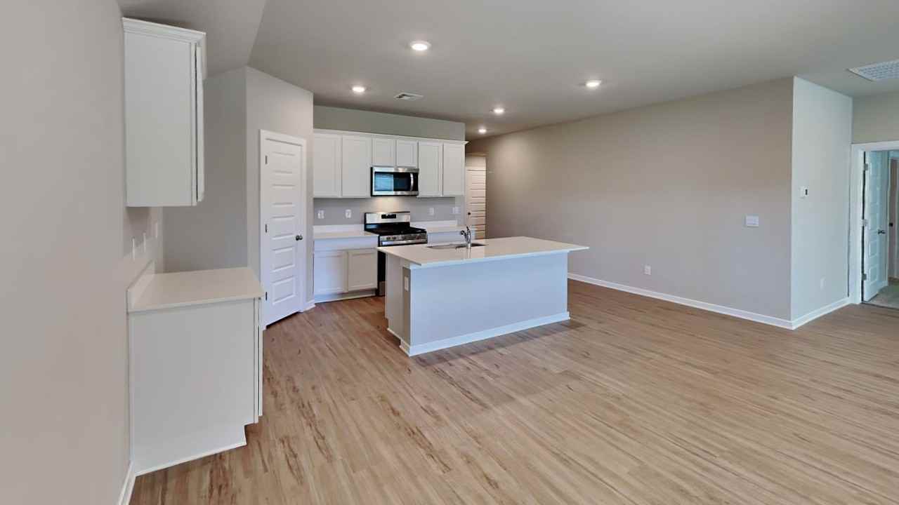 2933 Ember Dr - Photo 5 of 21
