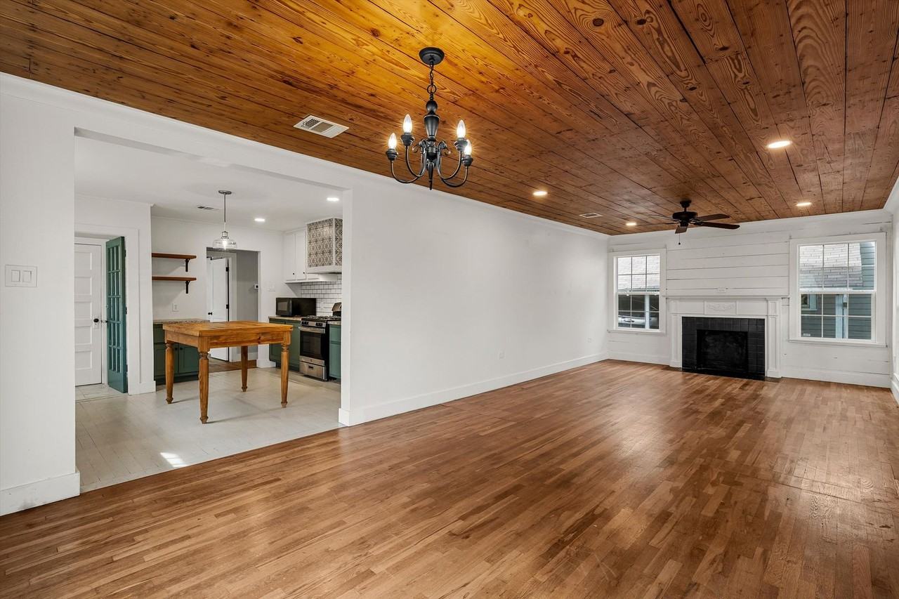 2704 Herring Ave - Photo 7 of 25
