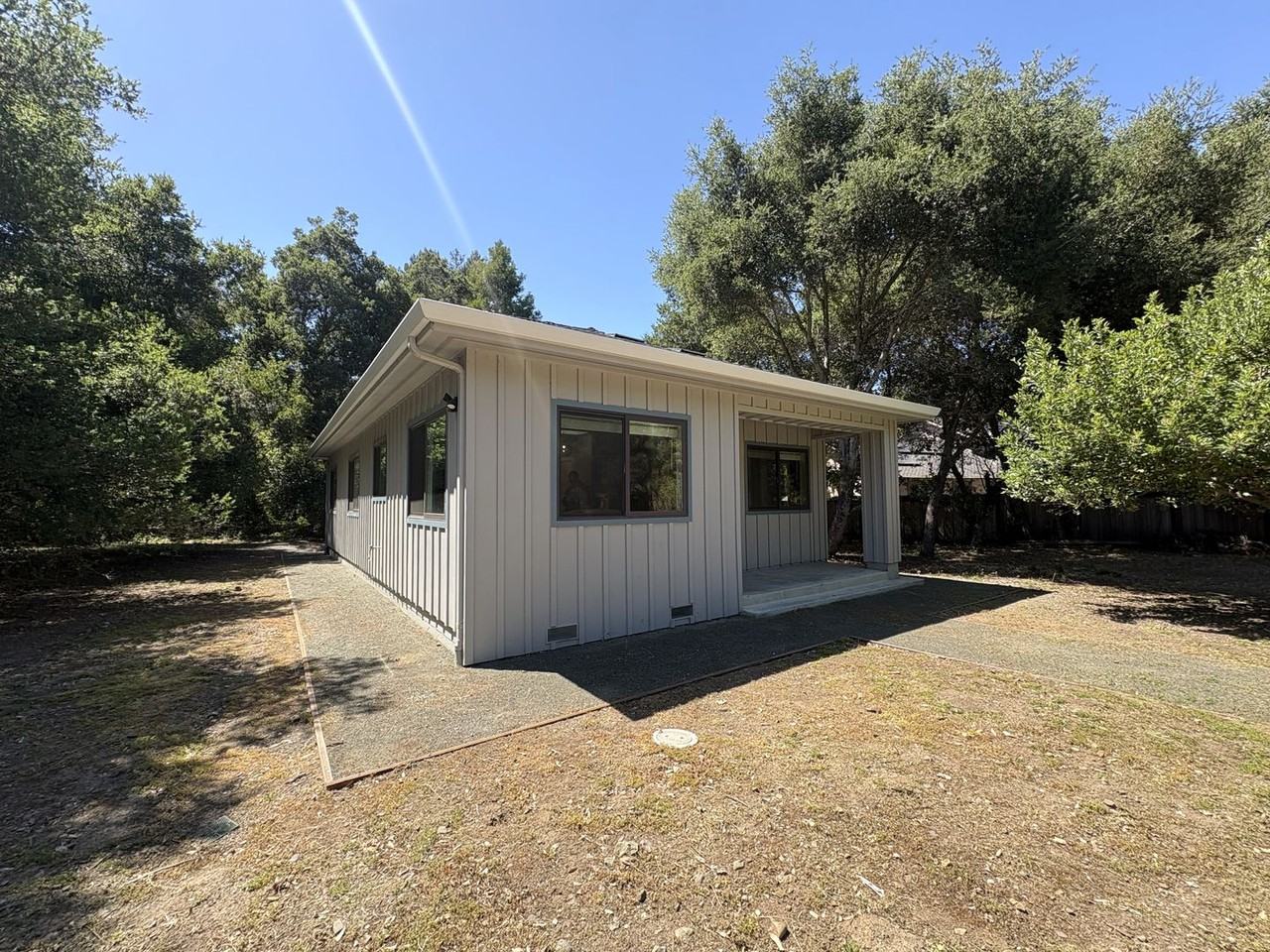 195A Georgia Ln - Photo 2 of 20