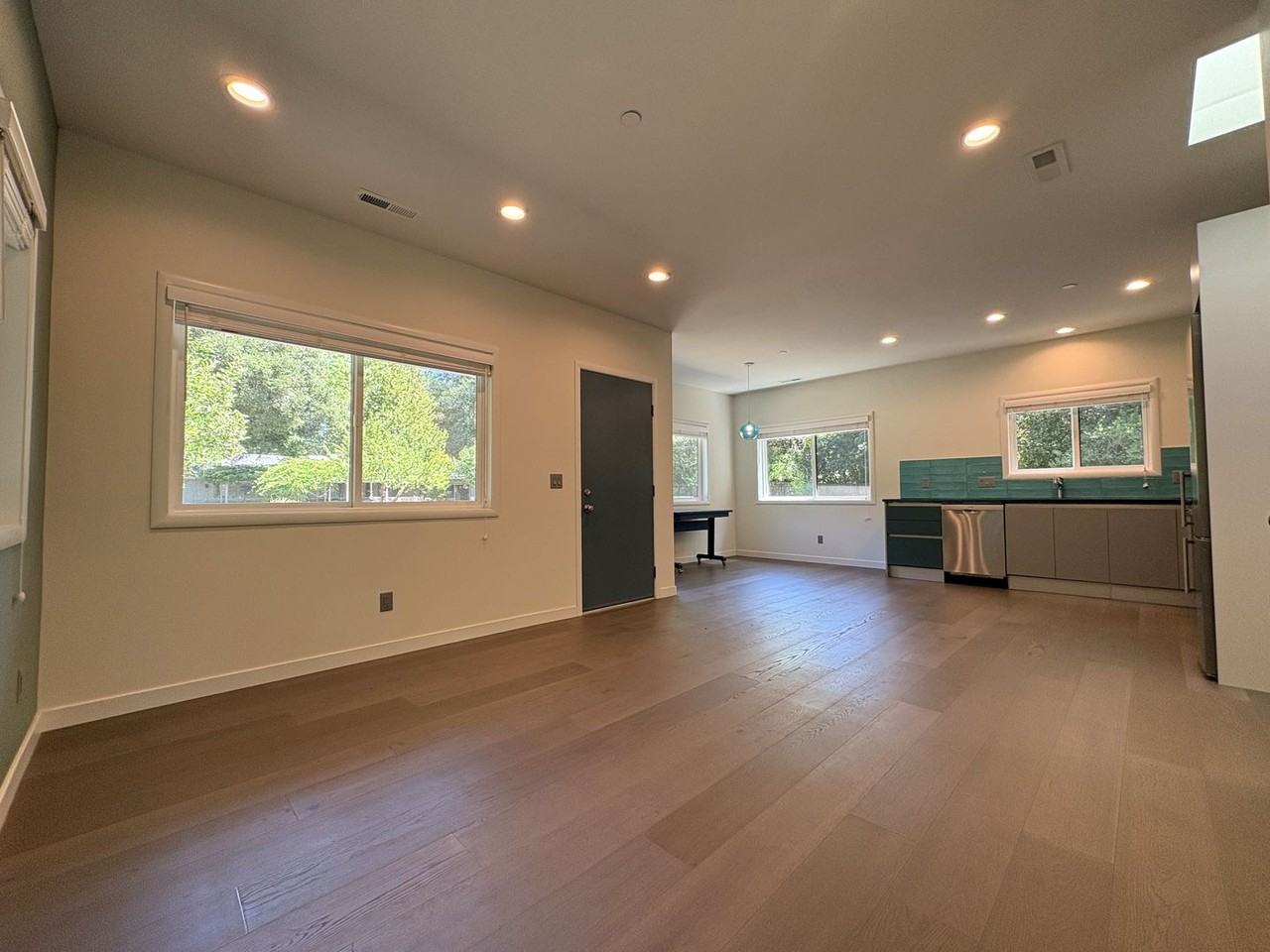 195A Georgia Ln - Photo 5 of 20