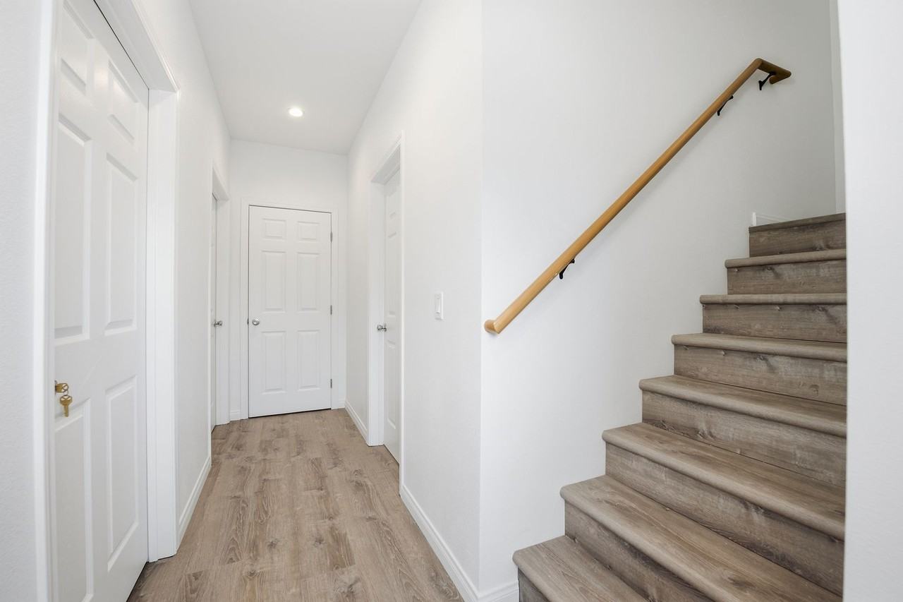 5426 Brockbank Pl - Photo 5 of 22