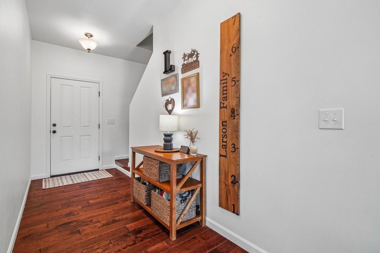 853 Sw Norpoint Ct - Photo 4 of 50