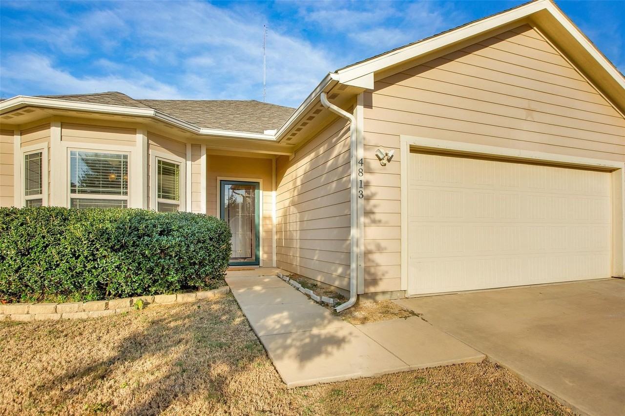4813 Pinnacle Pl - Photo 3 of 26