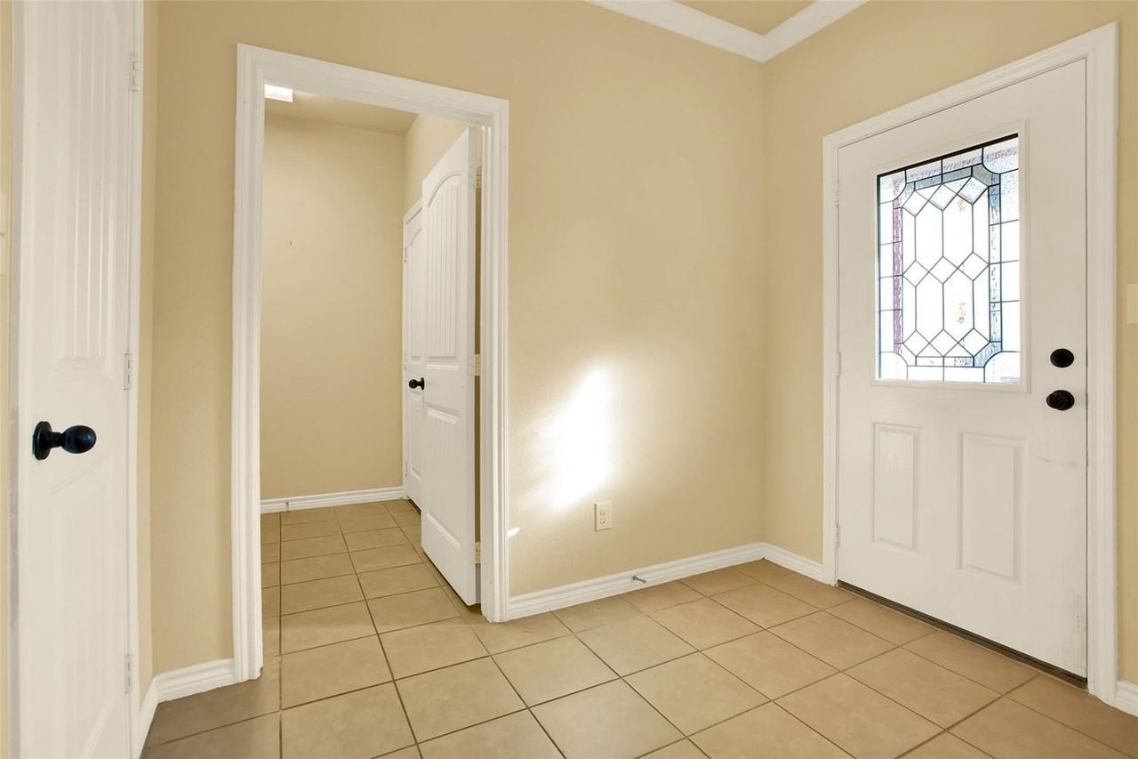 4813 Pinnacle Pl - Photo 5 of 26