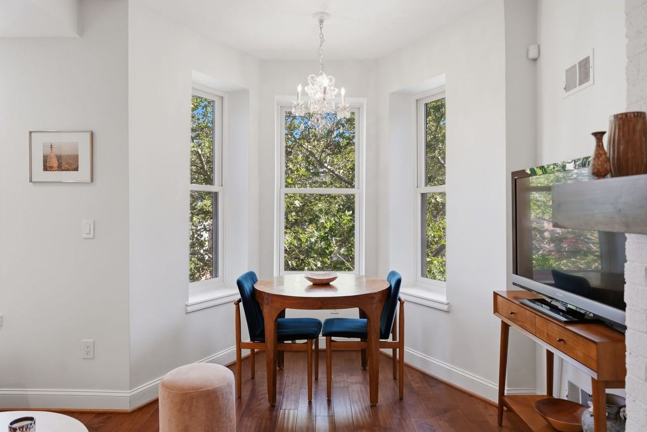 1722 U St Nw #C - Photo 4 of 25