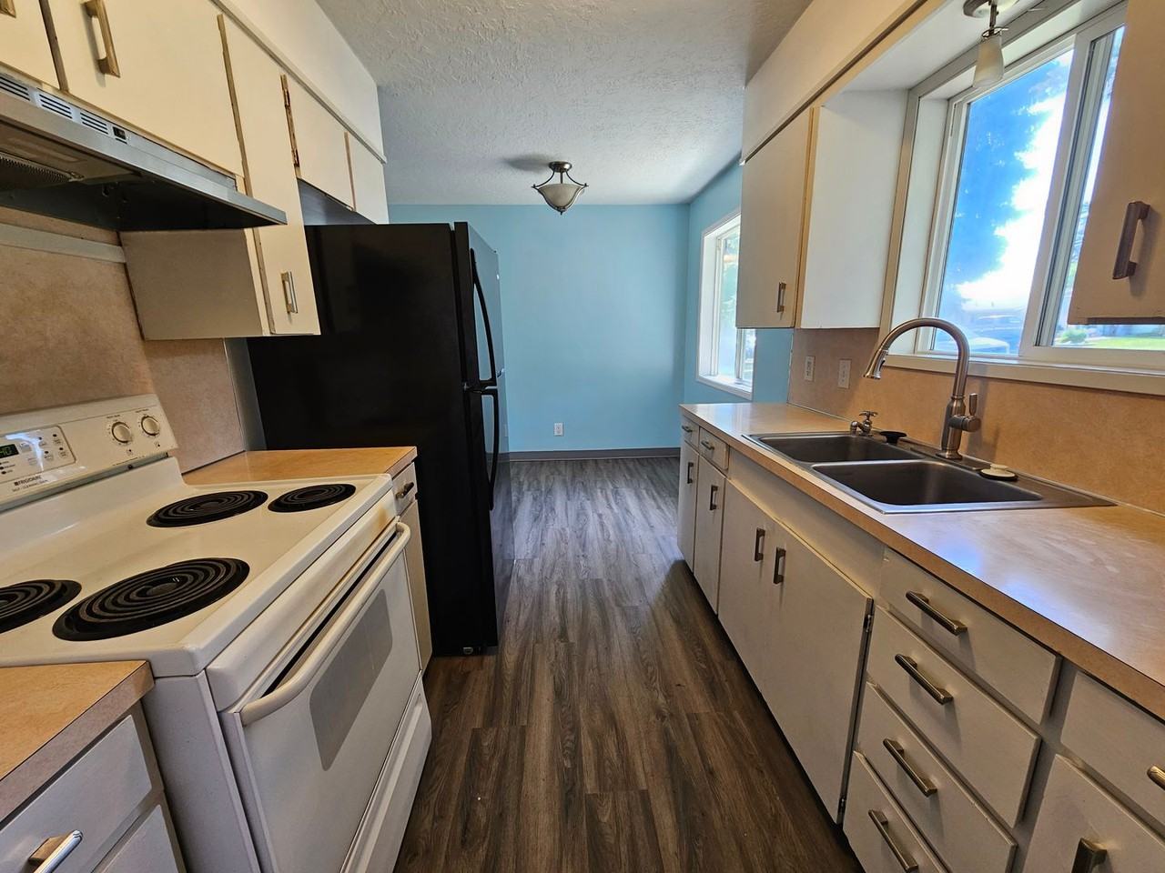 407 G Ave - Photo 5 of 16