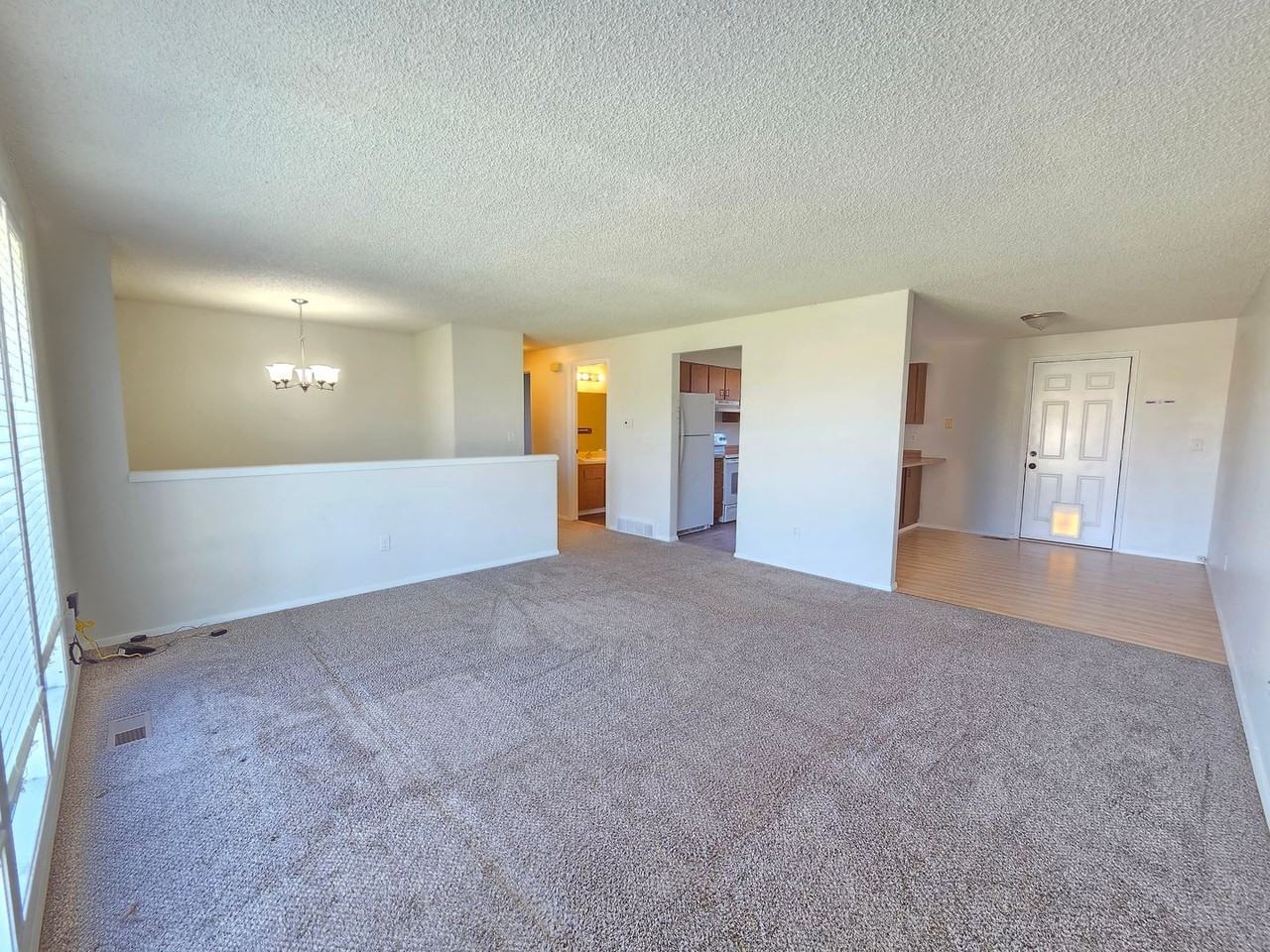 1707 N Glenn Ct - Photo 3 of 25