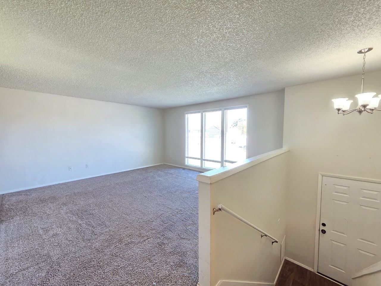 1707 N Glenn Ct - Photo 7 of 25