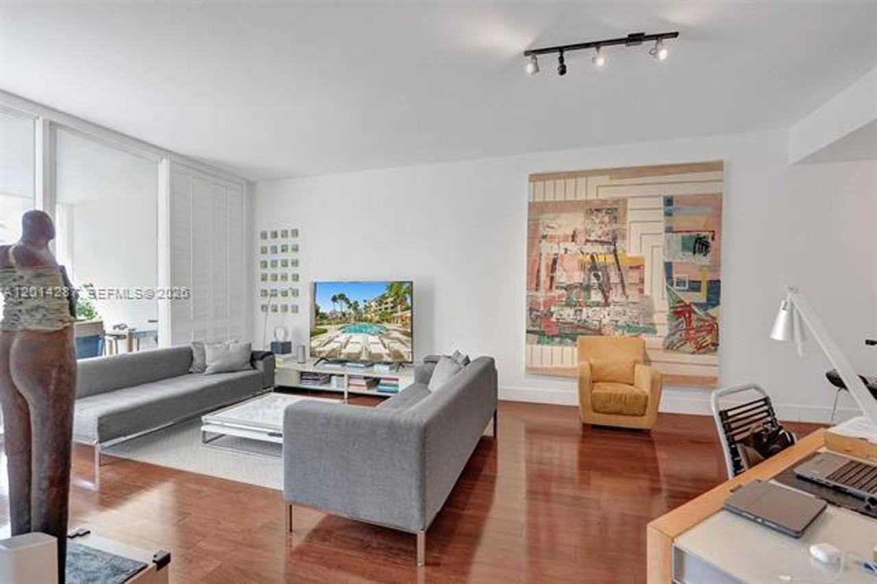 715 Crandon Blvd #406 - Photo 4 of 25