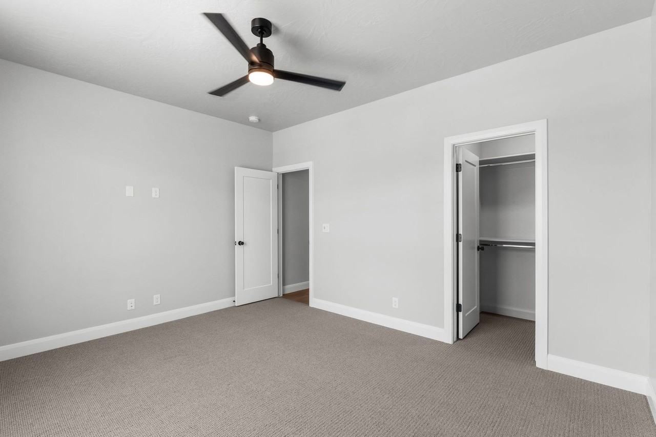 1089 E Coyote Crest Dr - Photo 6 of 28