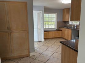 202 Palm Ct - Photo 1 of 1