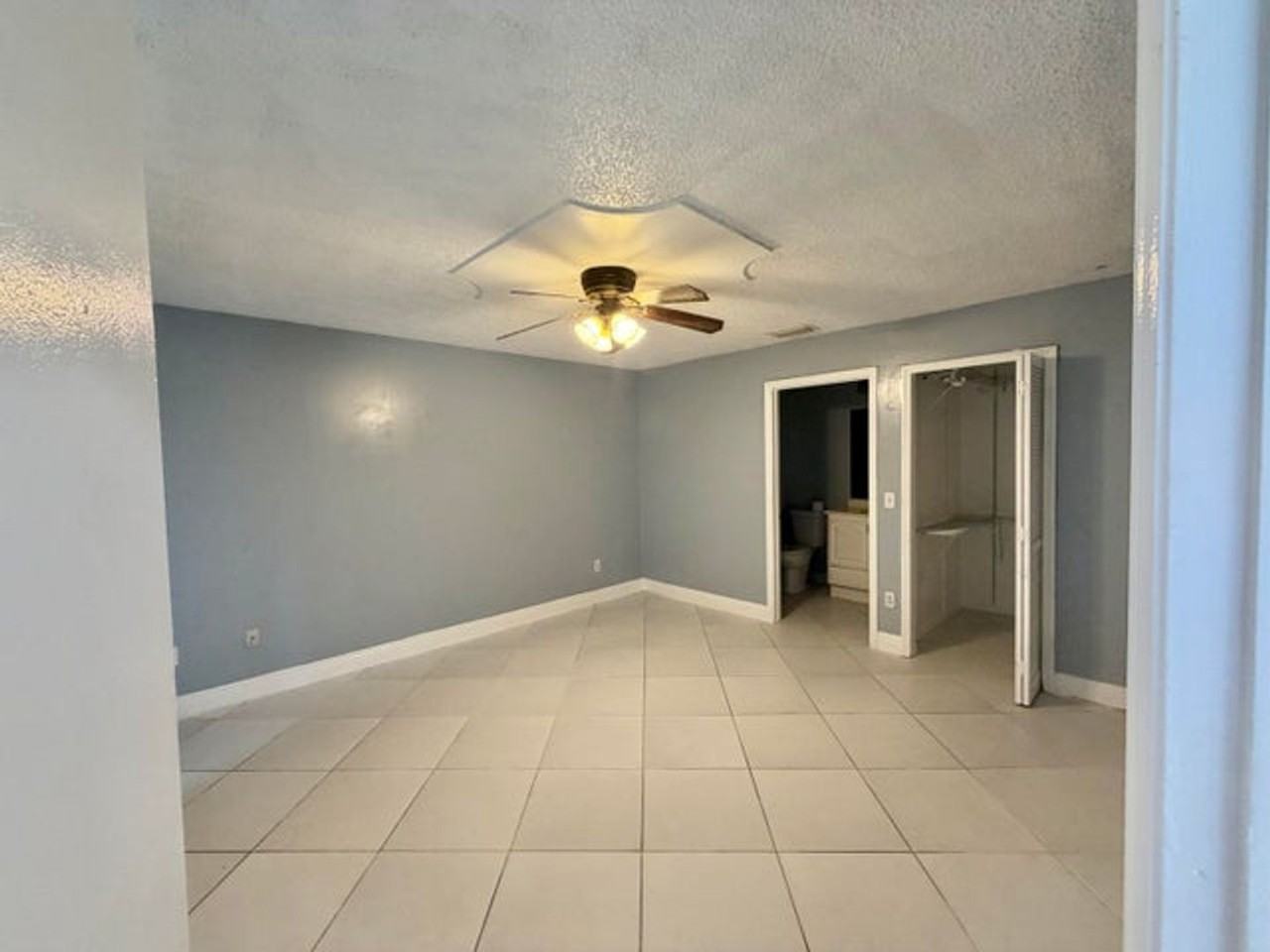 5072 Arbor Glen Cir - Photo 5 of 11