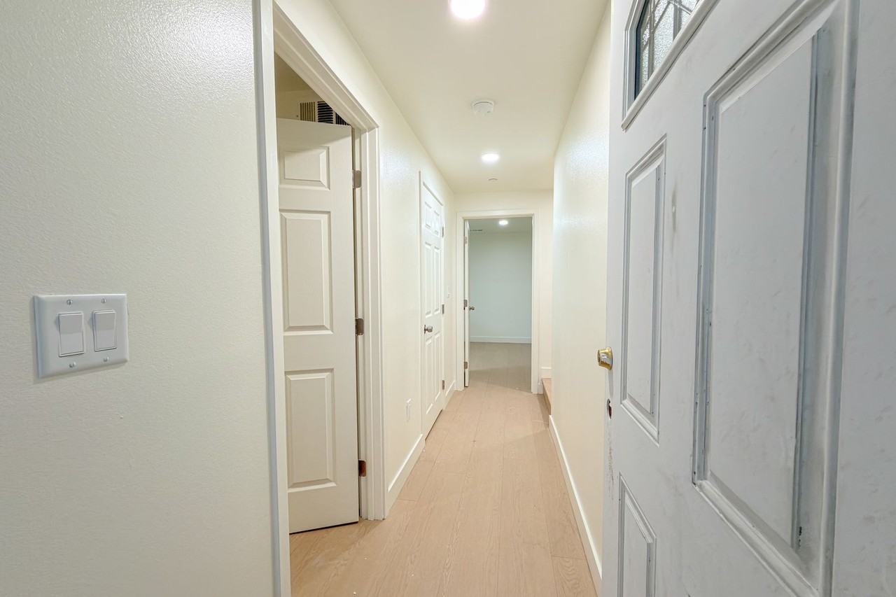 Brand New Luxury 4 & 5 Bed Units - Photo 7 of 21
