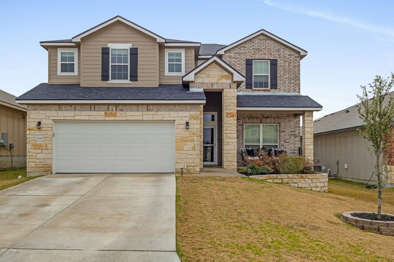 2221 Clove Court - Photo 3 of 41