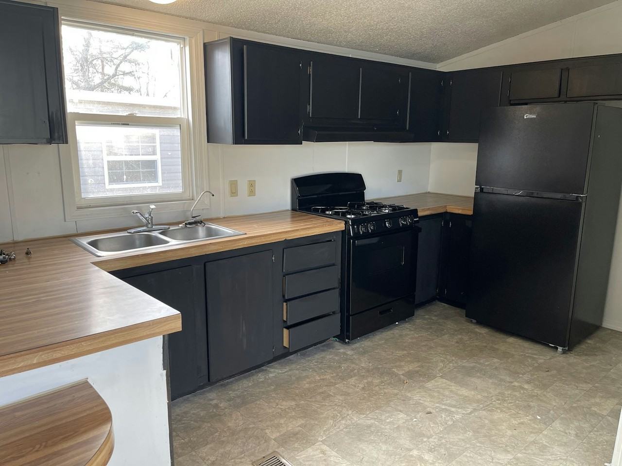 2706 Pearl Avenue - Photo 4 of 9