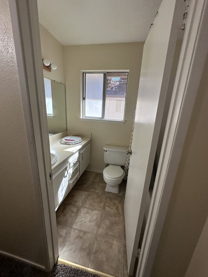 3333 El Encanto Ct #5 - Photo 6 of 10