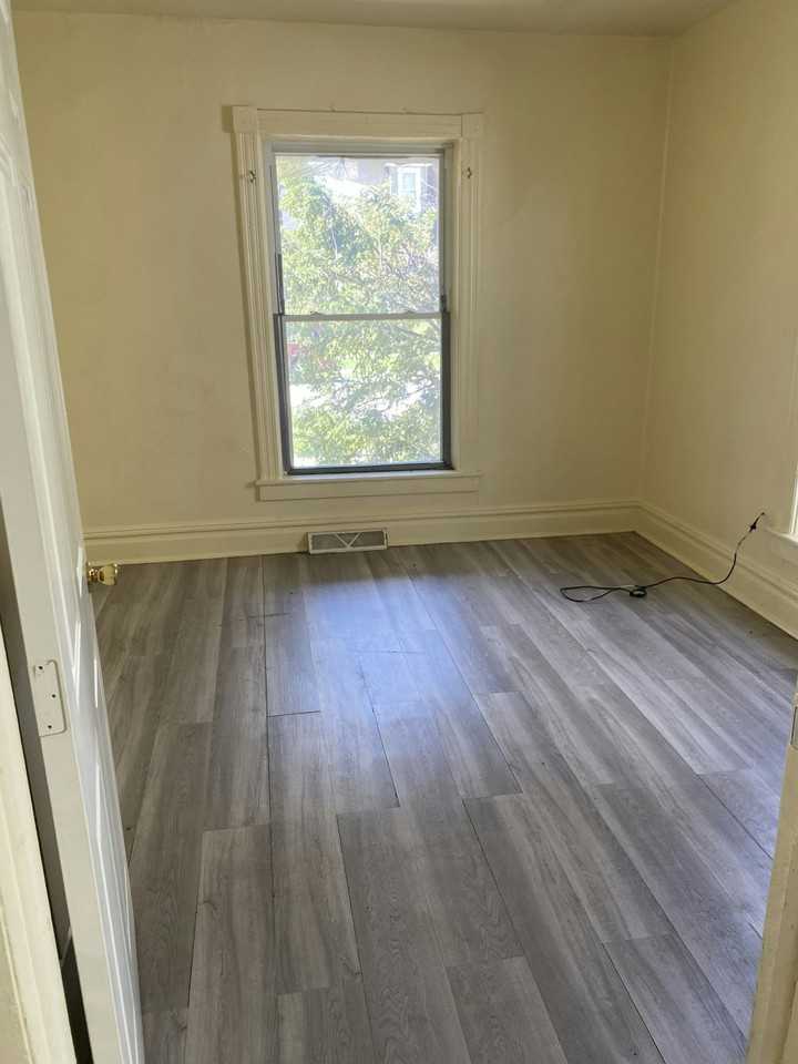 1012 Prospect Avenue Southeast, Unit 1 - Photo 2 of 6