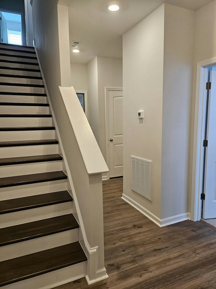 103 Hickory Plains Rd. - Photo 3 of 33