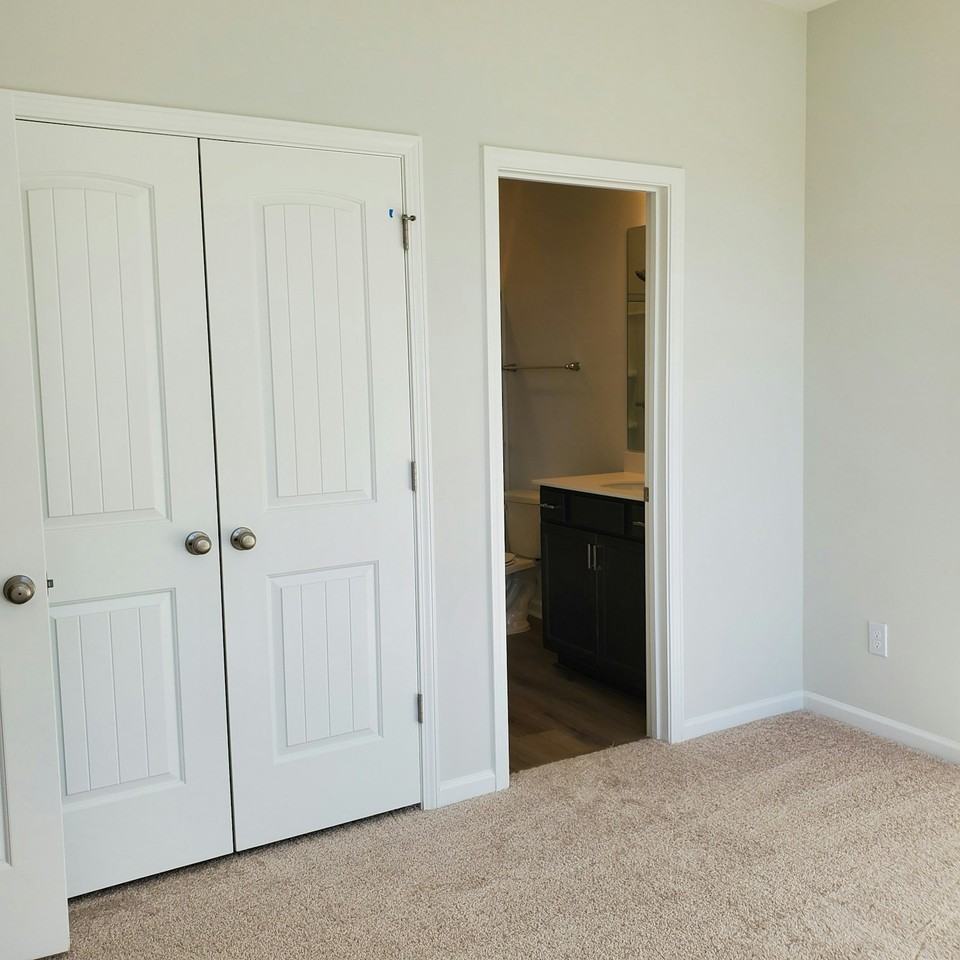 103 Hickory Plains Rd. - Photo 6 of 33
