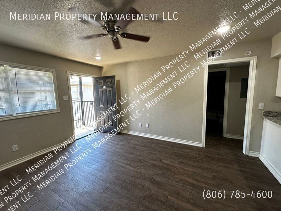 2101 14th St #10 - Photo 2 of 11