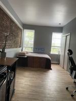 featured image of 111 Mallory Ave #7
