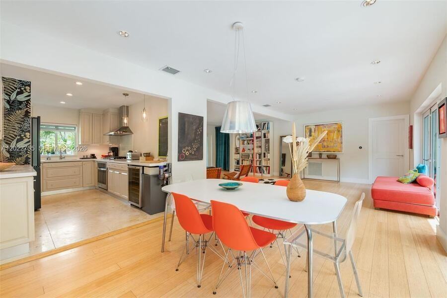 5800 Sw 50th Ter - Photo 7 of 16