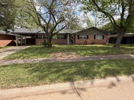 featured image of 1610 Dudley Ln