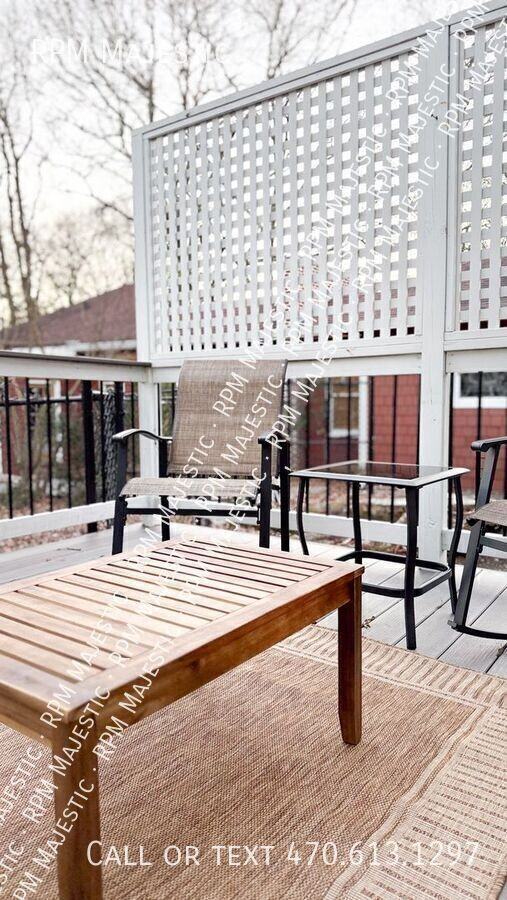 694 Bellemeade Ave Nw - Photo 4 of 10