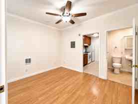 1117 3rd St #6 - Photo 1 of 1