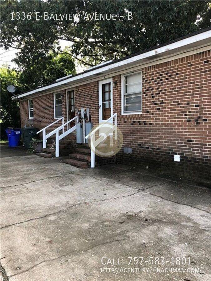 1336 E Balview Ave #B