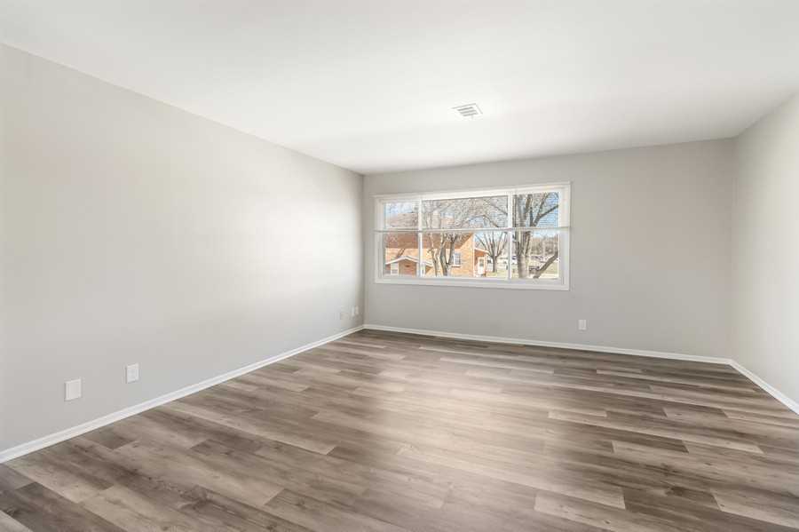 1344 Camden Way #A - Photo 5 of 18
