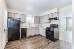 147 S Grand Ave #2 - Photo 1 of 1
