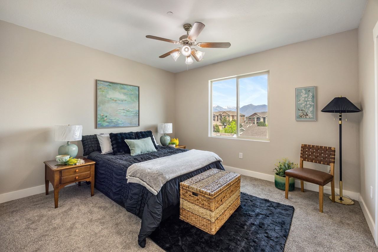 157 W Springview Dr #1 - Photo 3 of 18