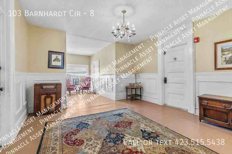 103 Barnhardt Cir #8 - Photo 4 of 47