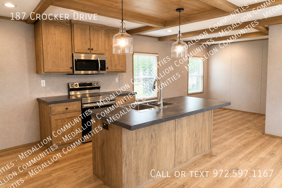 187 Crocker Dr - Photo 3 of 7