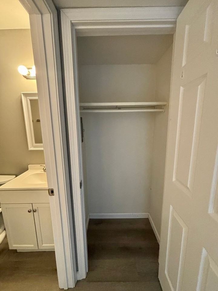 100 Arlington Way #A105 - Photo 7 of 18