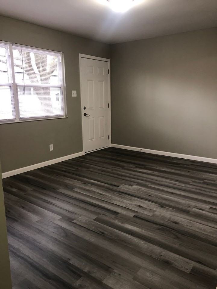 207 John St #C - Photo 4 of 12